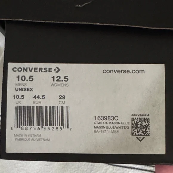 Converse Navy and White Pinstripe Sneakers size 10.5 - Picture 8 of 9